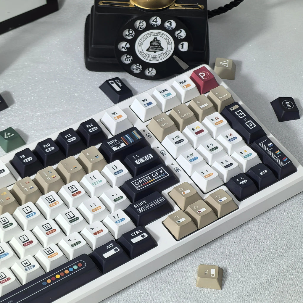 韓國鍵帽 極繁主義主題鍵帽 135 鍵櫻桃 Pbt 俄語英語復古鍵帽黑白設計“L”形輸入鍵