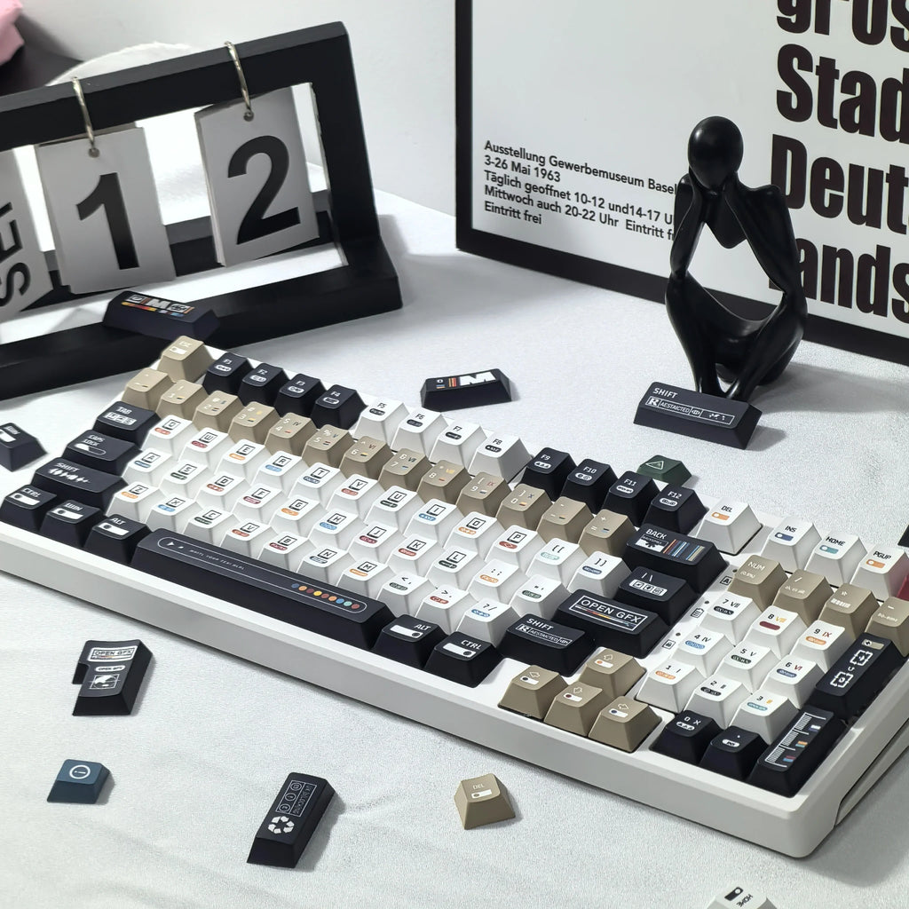 韓國鍵帽 極繁主義主題鍵帽 135 鍵櫻桃 Pbt 俄語英語復古鍵帽黑白設計“L”形輸入鍵